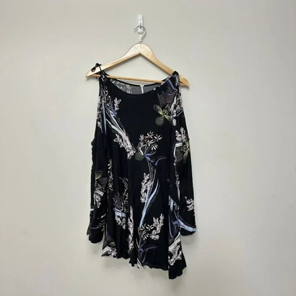 Free People Clear Skies Printed Cold Shoulder Tunic Floral Black Women's Medium - Picture 5 of 14